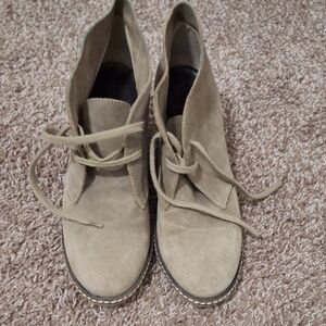 Women's Tan Suede Ankle Boots